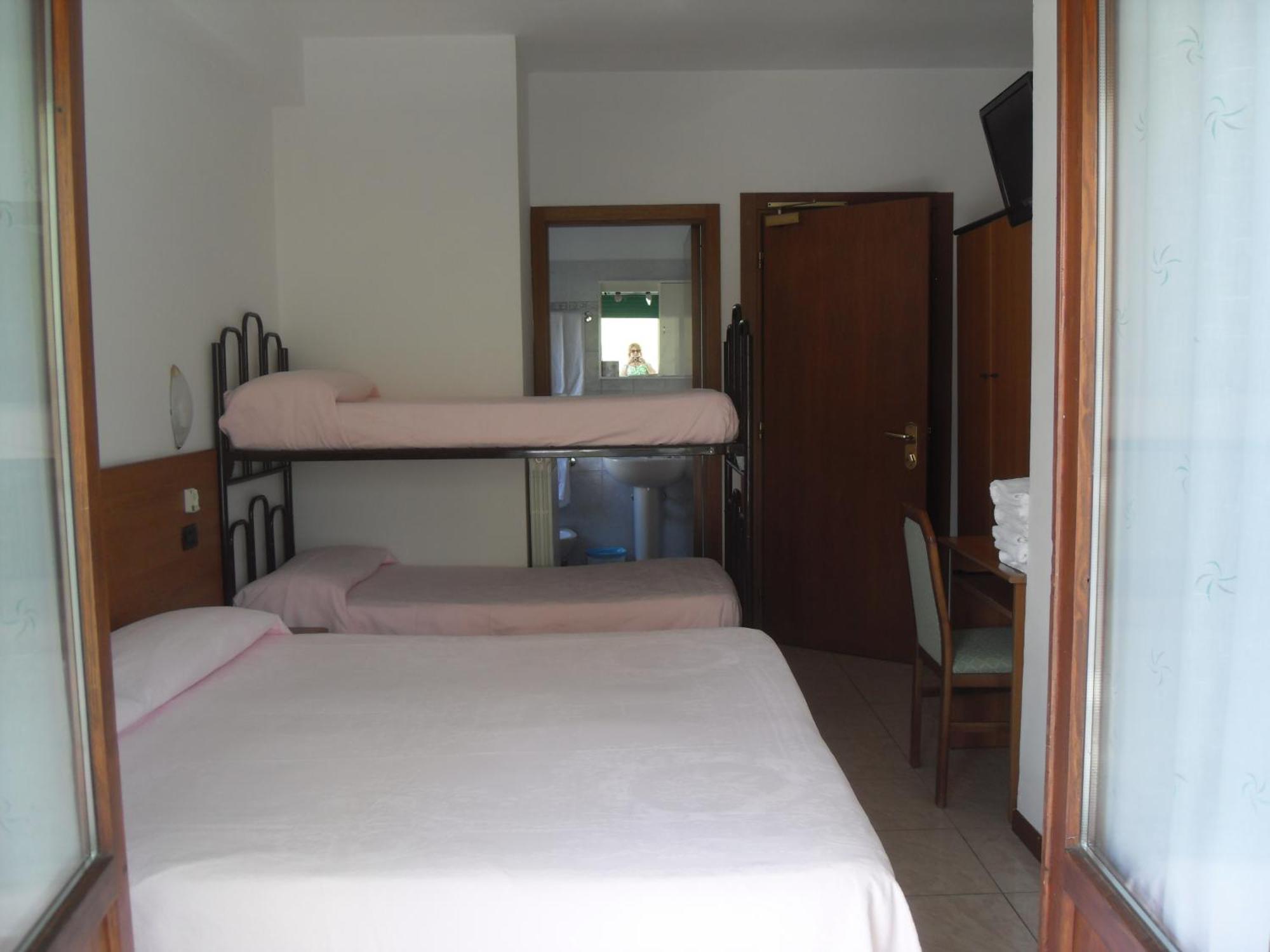Hotel Ferrara Σαν Μπενεντέτο ντελ Τρόντο Δωμάτιο φωτογραφία